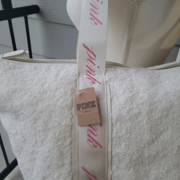 NWT Victoria's Secret Pink Soft Shearling Teddy-Cozy-Plush Tote Bag Large - Picture 4 of 15